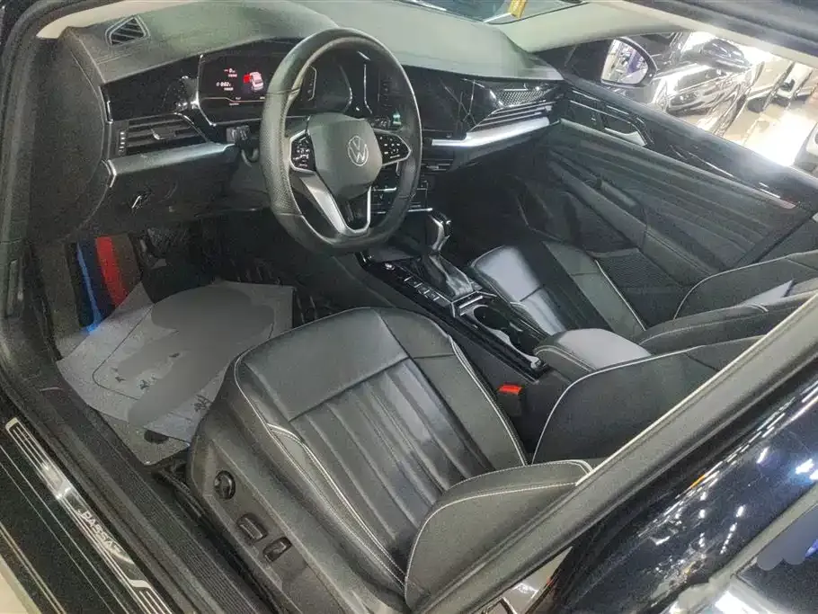Volkswagen Passat — фото 8