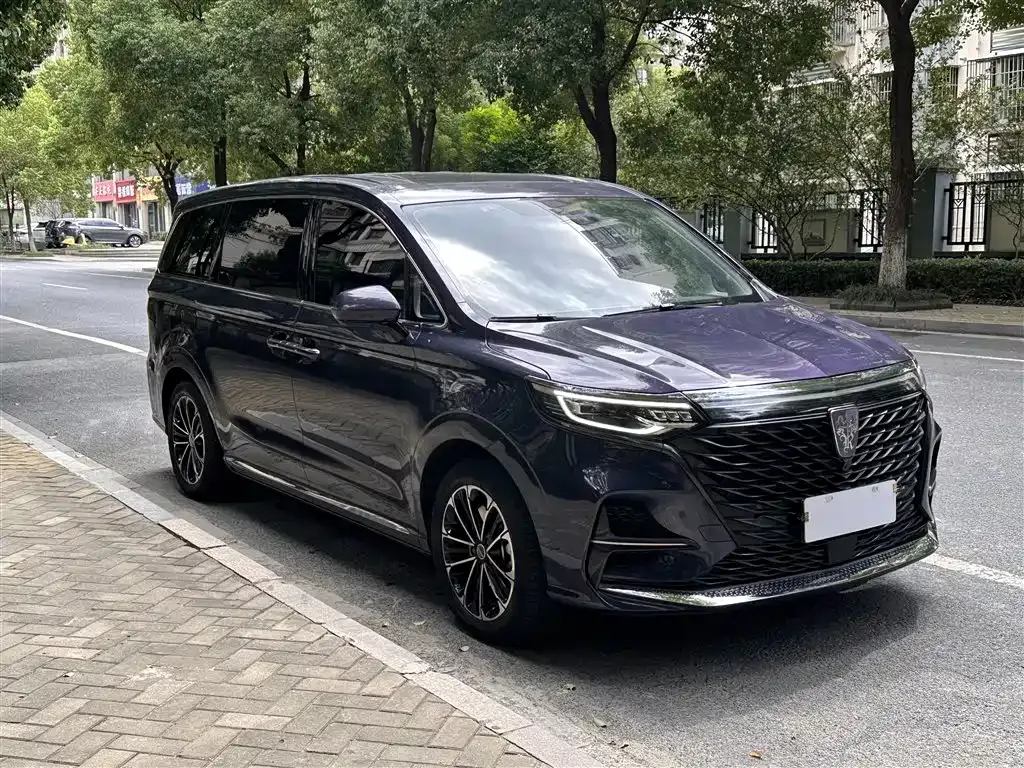 Roewe iMAX8 — фото 9