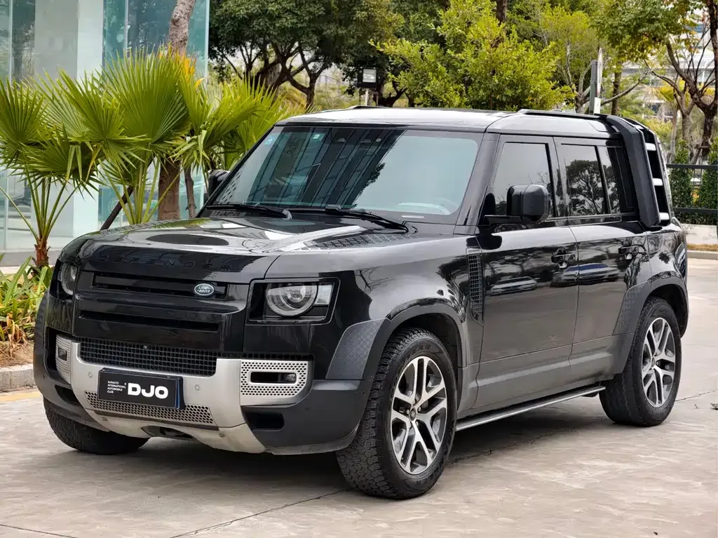 Land Rover Defender — фото 1