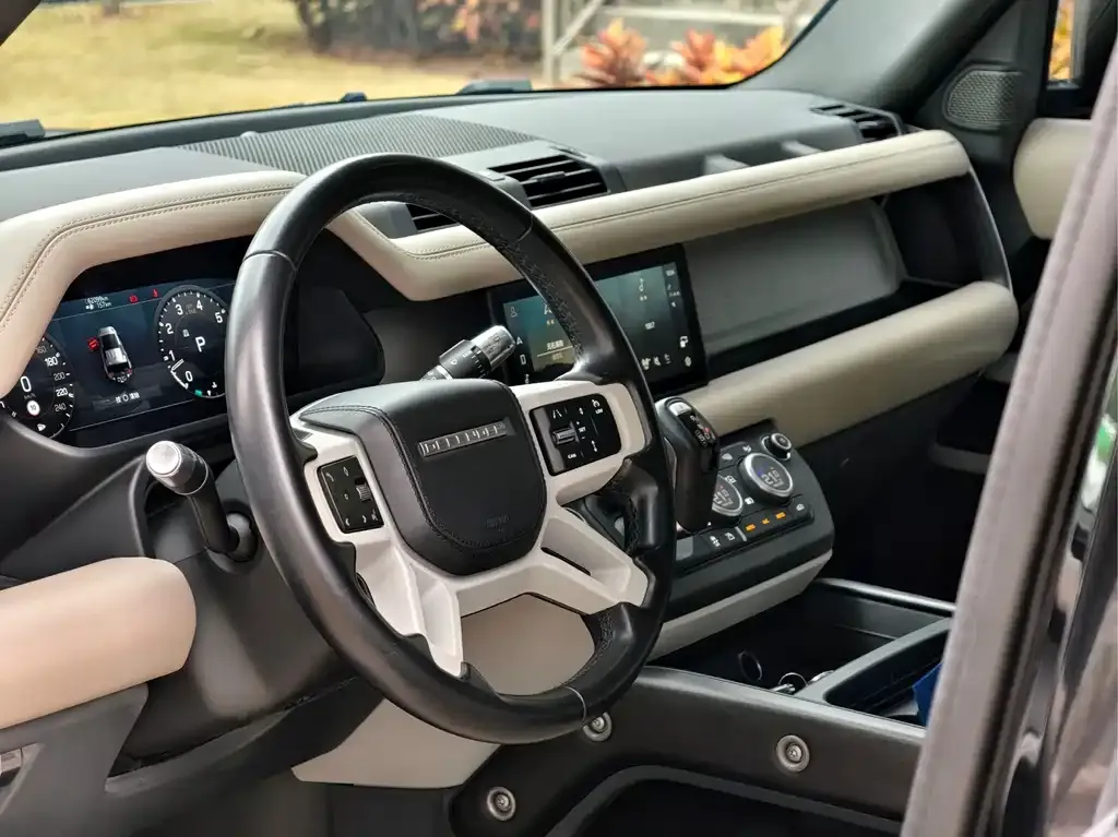 Land Rover Defender — фото 2