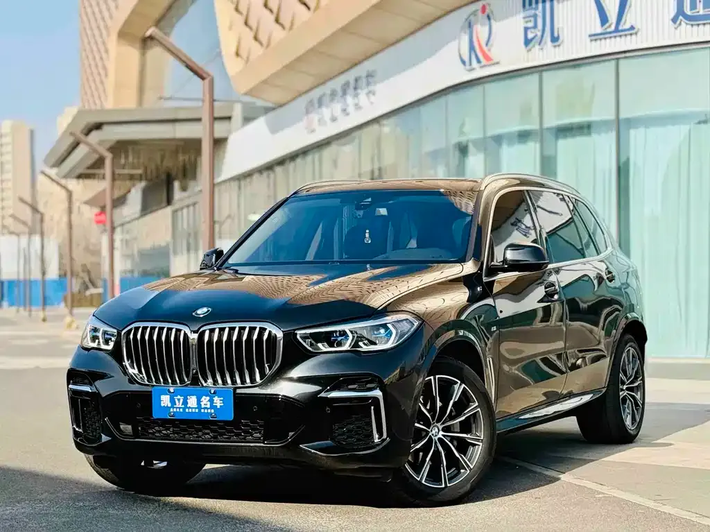 BMW X5 — фото 1