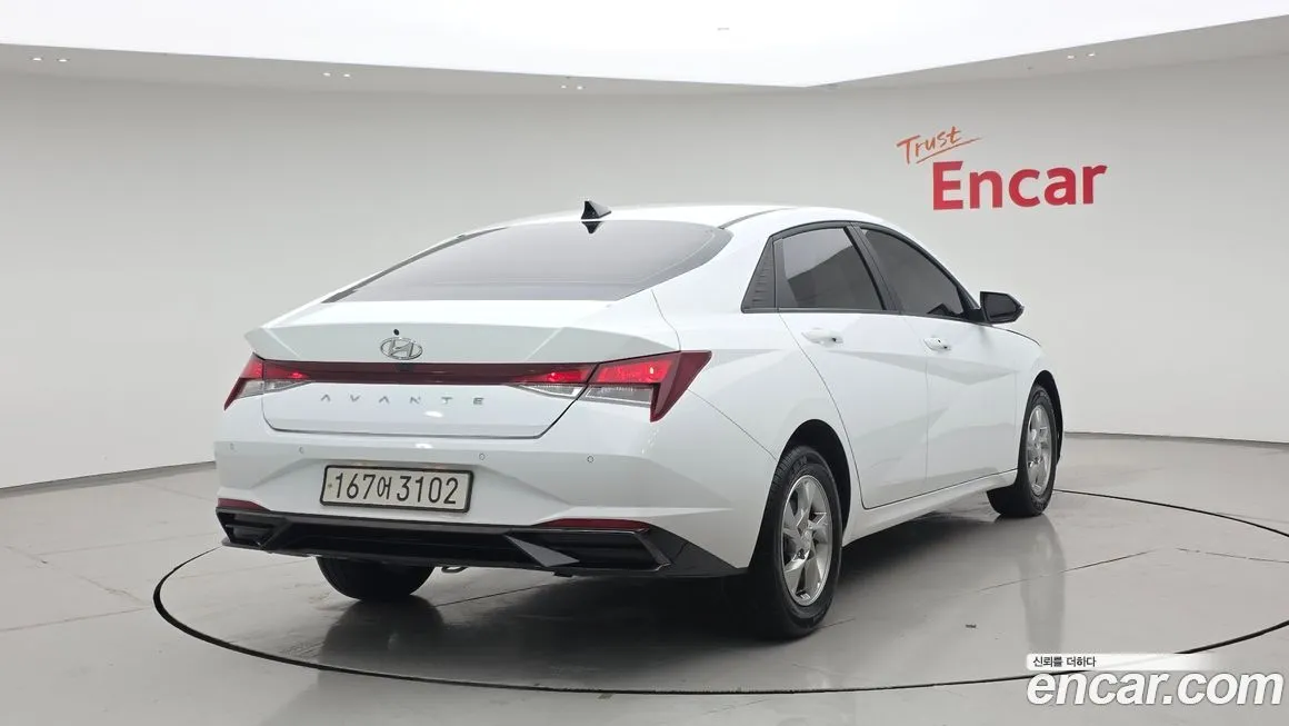 Hyundai AVANTE — фото 4