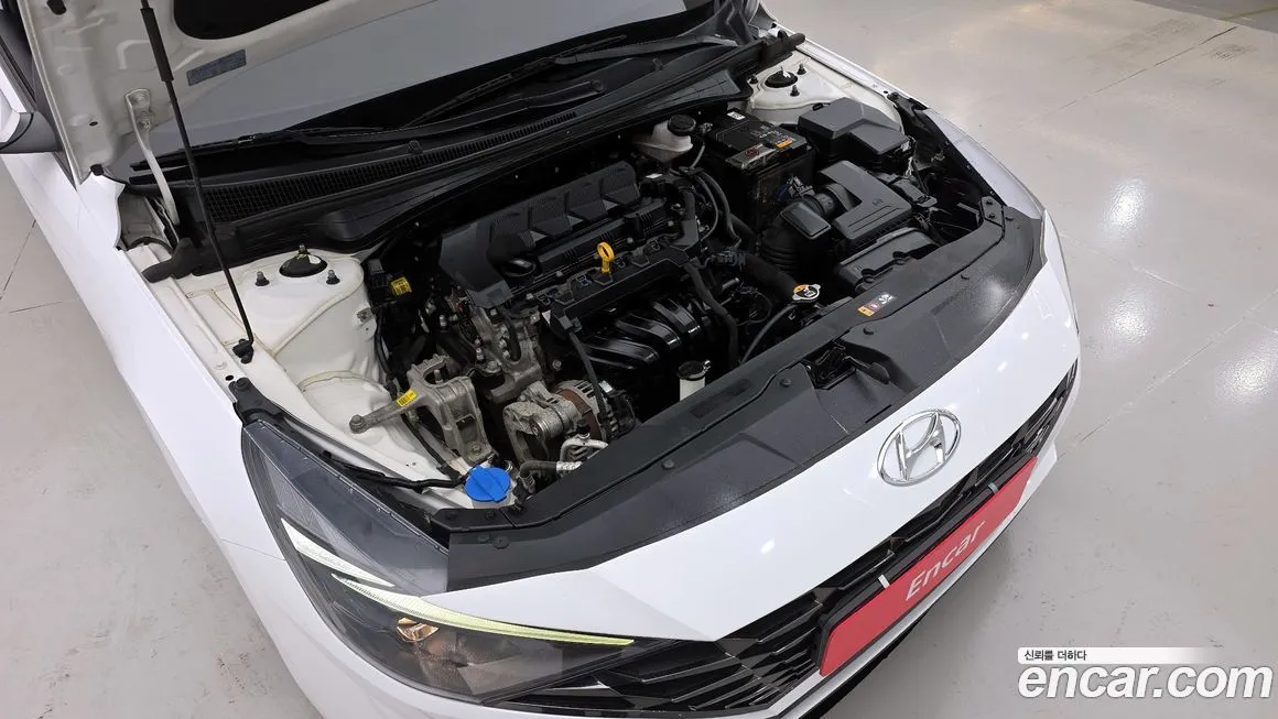 Hyundai AVANTE — фото 9