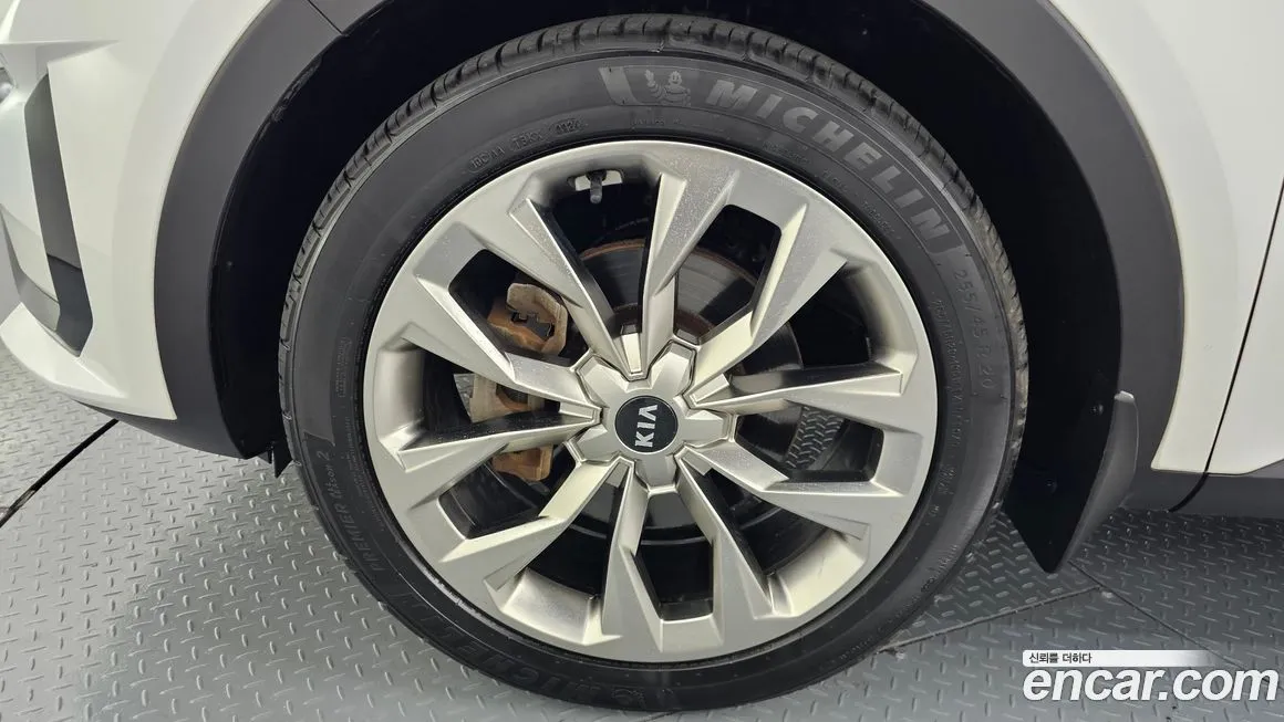 Kia Sorento — фото 5