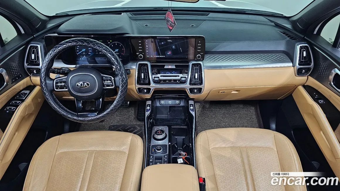 Kia Sorento — фото 7