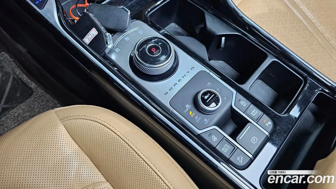 Kia Sorento — фото 10