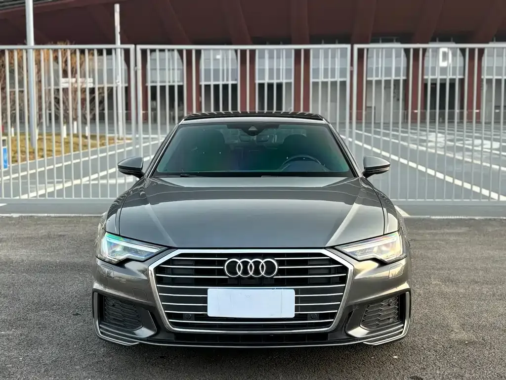 Audi A6L — фото 6