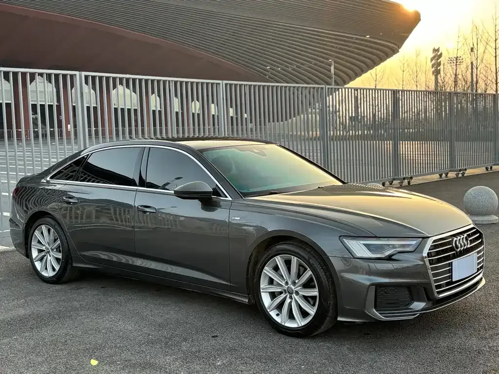 Audi A6L — фото 4