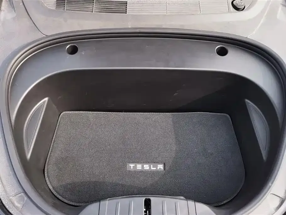 Tesla Model 3 — фото 6