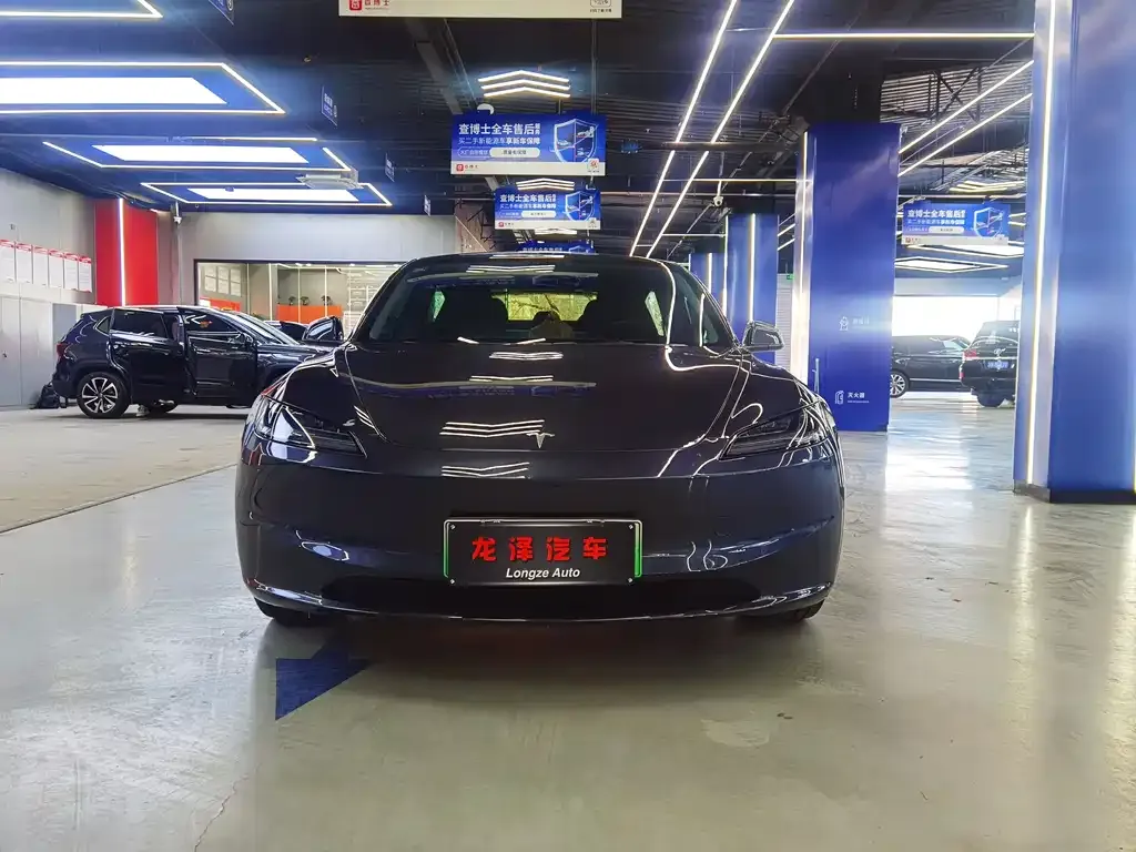 Tesla Model 3 — фото 4
