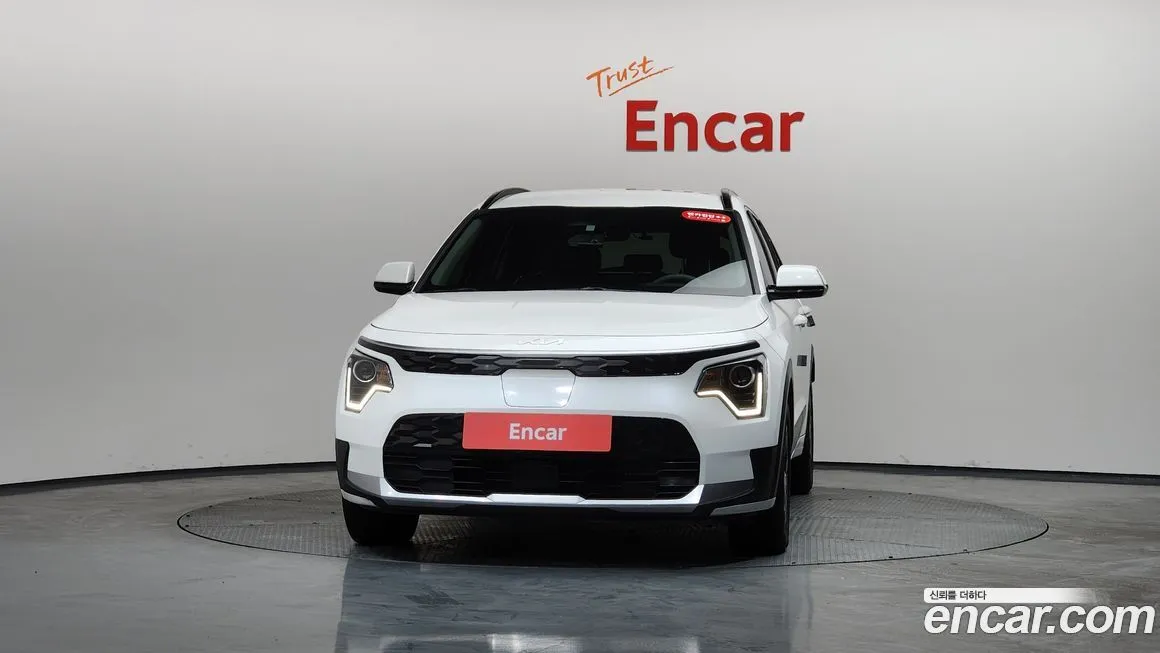 Kia Niro — фото 10
