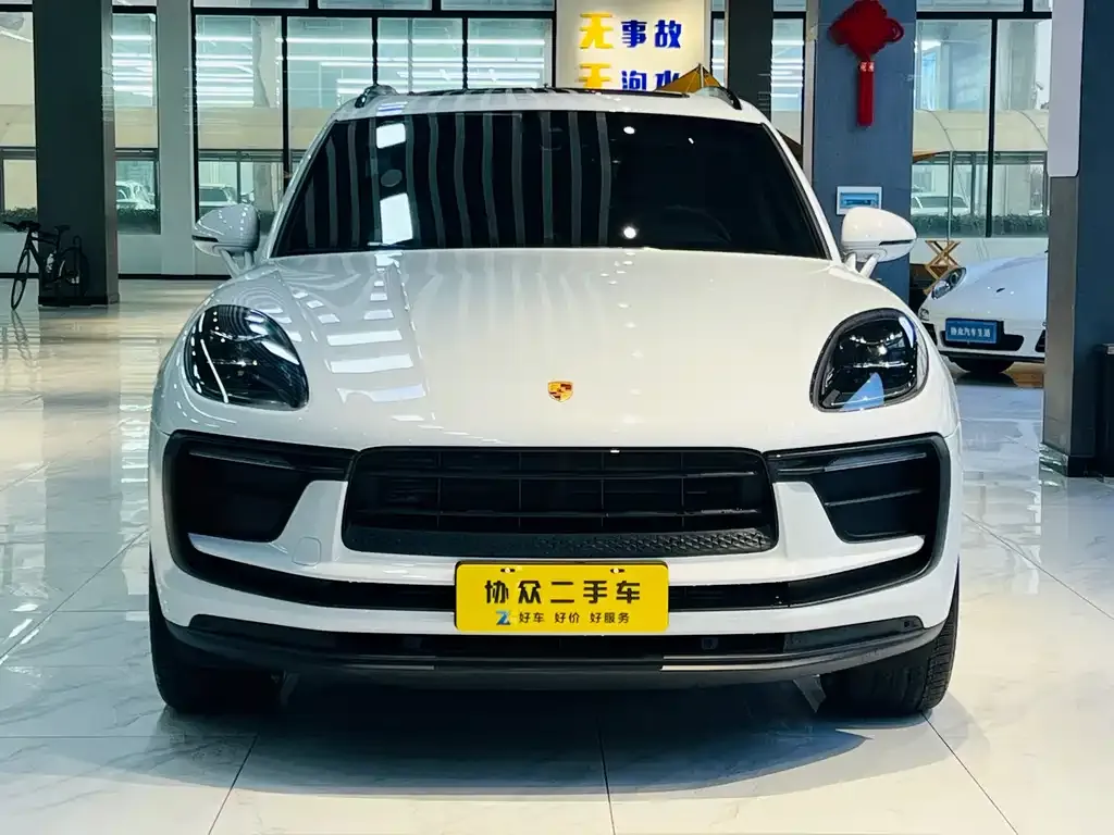 Porsche Macan — фото 10