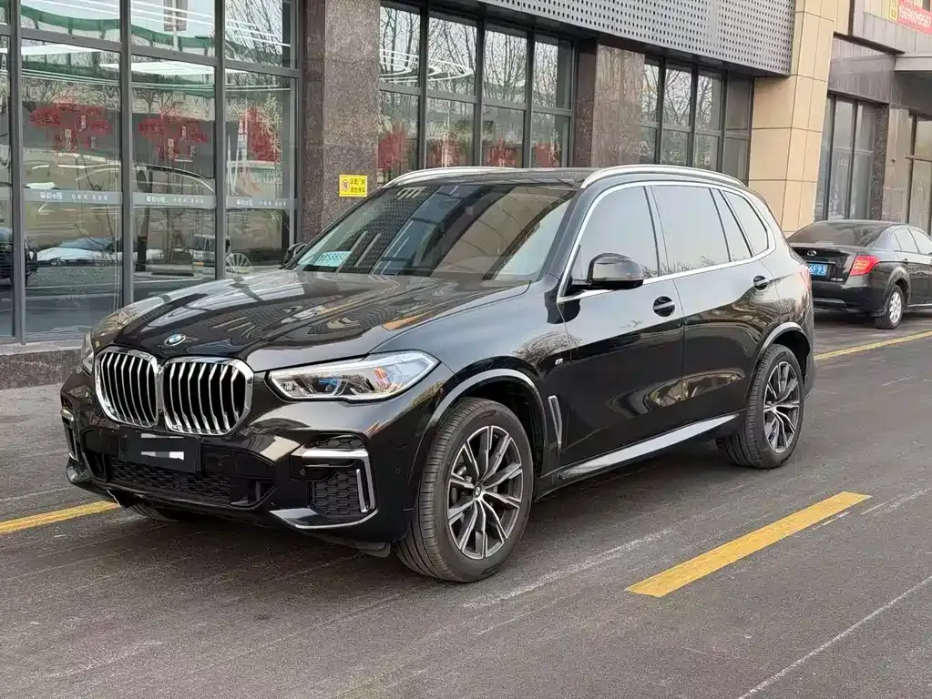 BMW X5 — фото 1