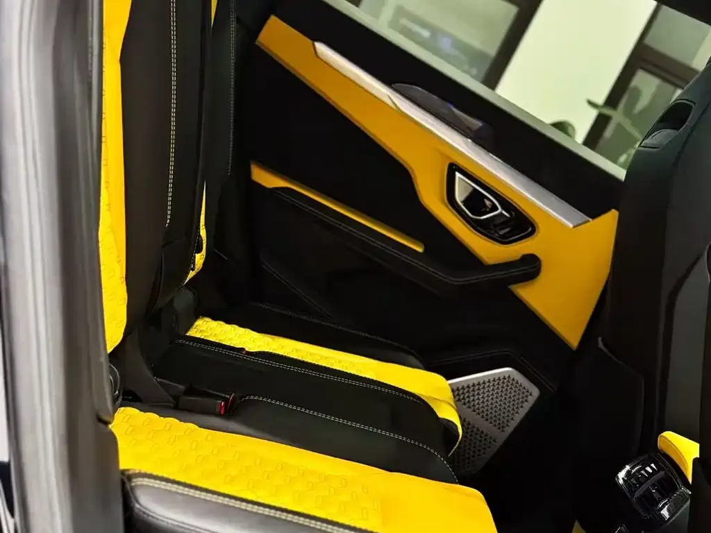 Lamborghini Urus — фото 3