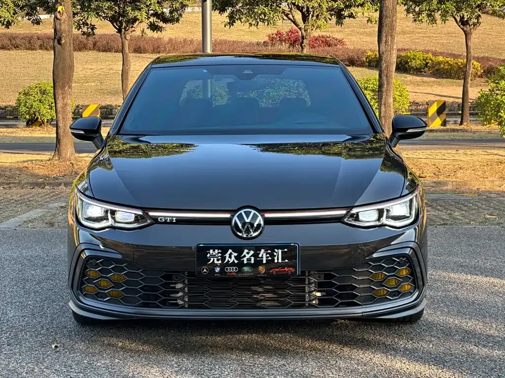 Volkswagen Golf GTI — фото 4