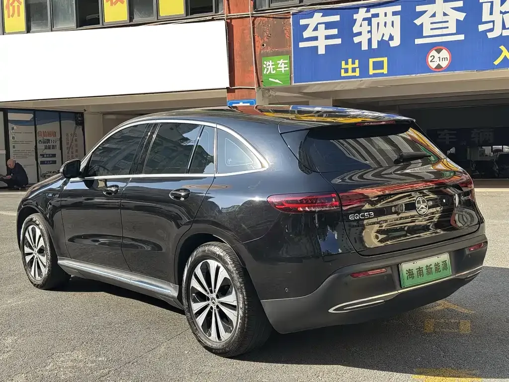 Mercedes-Benz EQC — фото 3