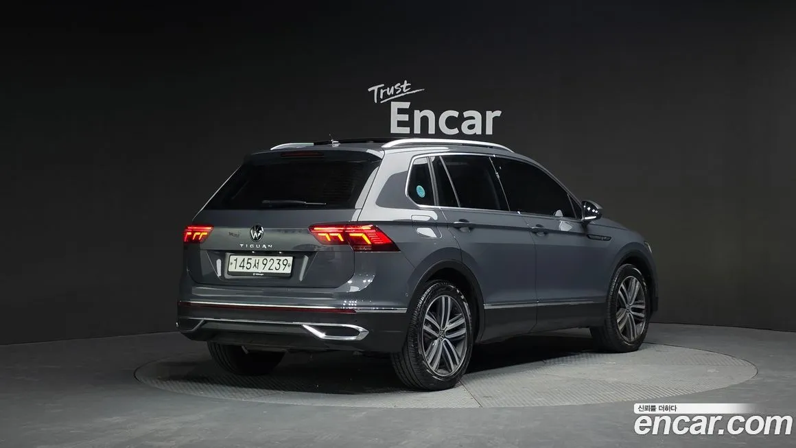 Volkswagen Tiguan — фото 3