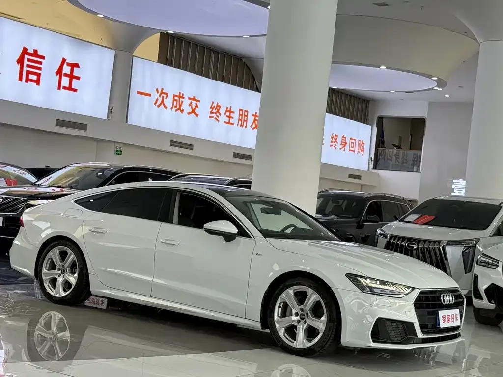 Audi A7 — фото 10