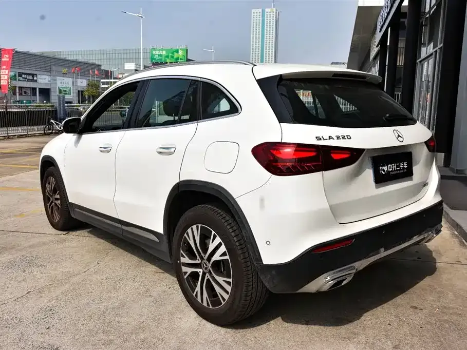 Mercedes-Benz GLA — фото 3