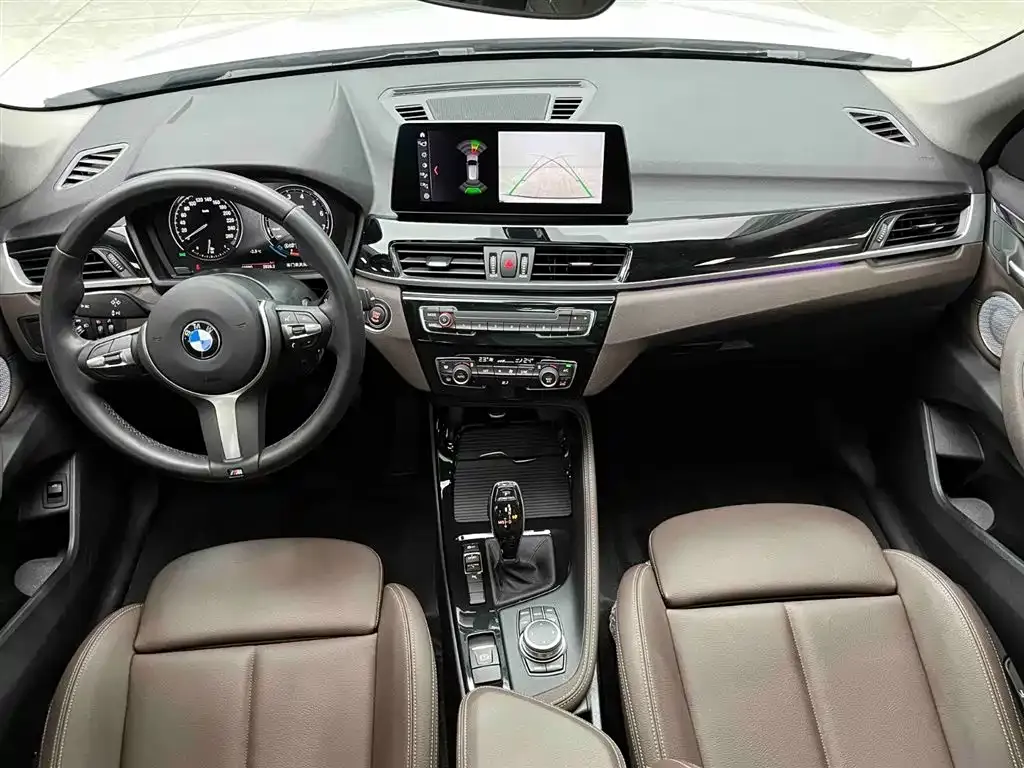 BMW X1 — фото 10