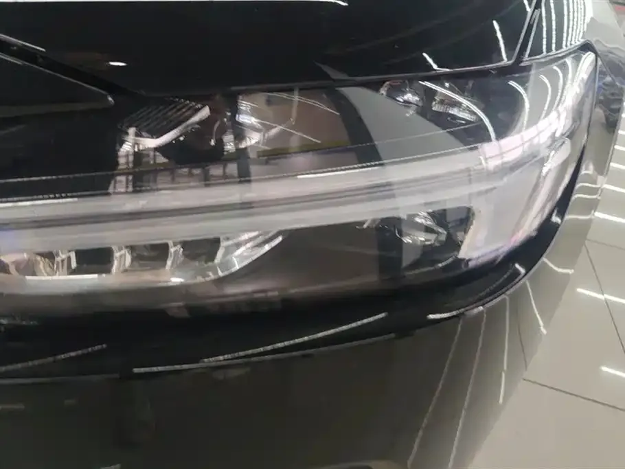 Volvo S90 — фото 2