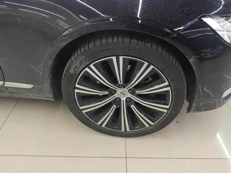 Volvo S90 — фото 7