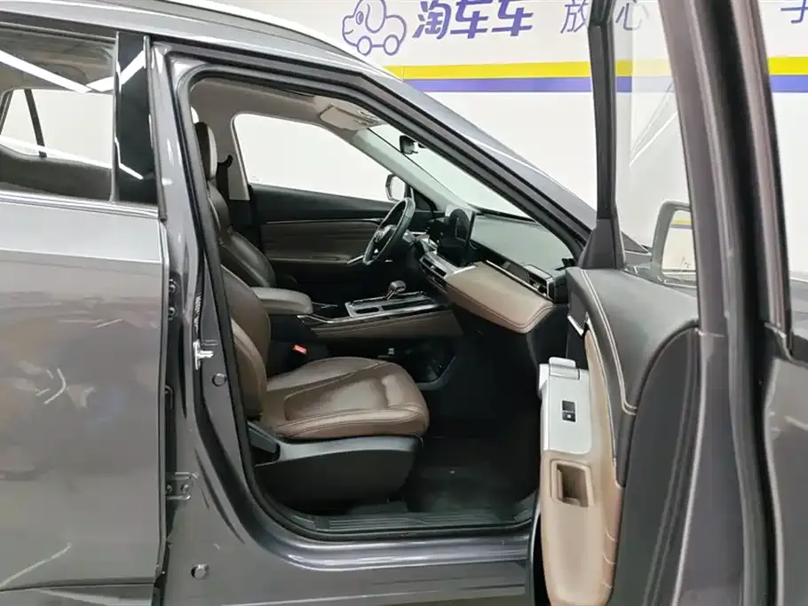 GAC Motor Trumpchi GS4 — фото 8