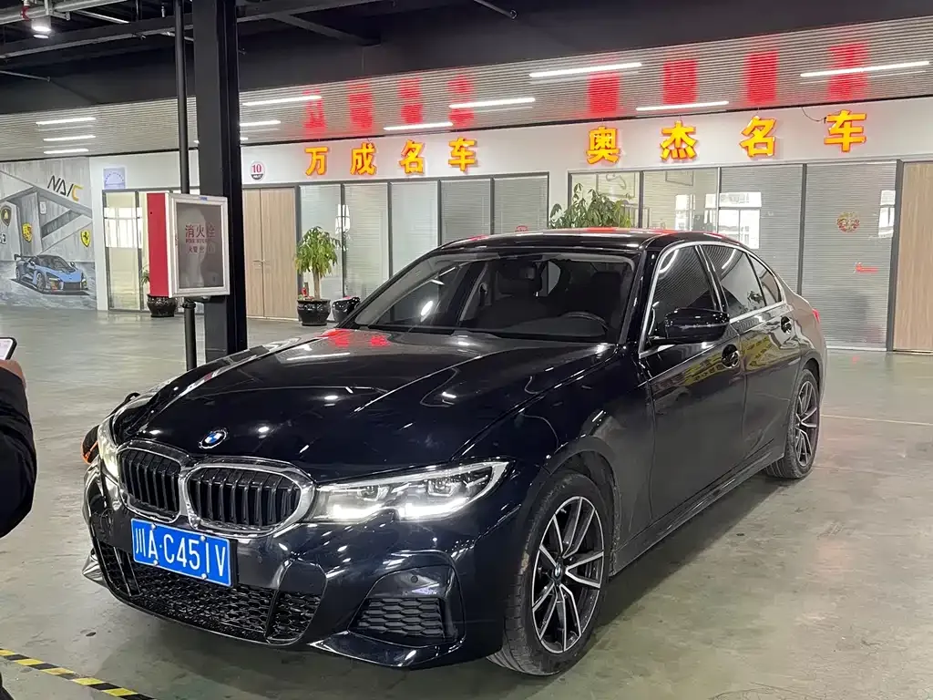 BMW 3 Series — фото 1