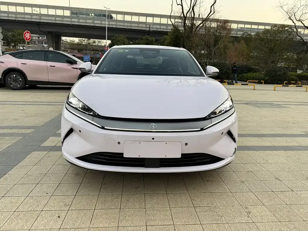 BYD Qin L — фото 4