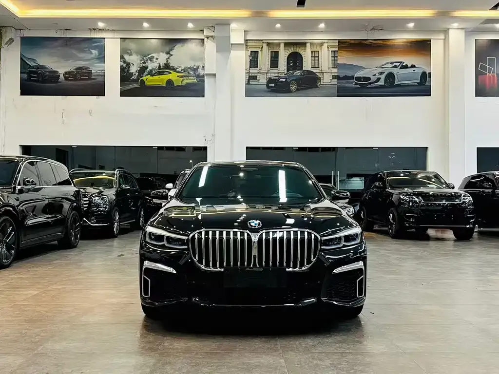 BMW 7 Series — фото 2