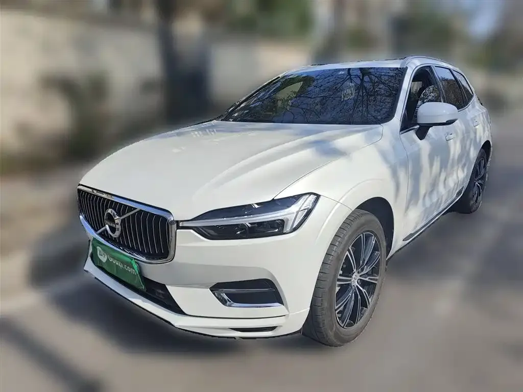 Volvo XC60 — фото 2