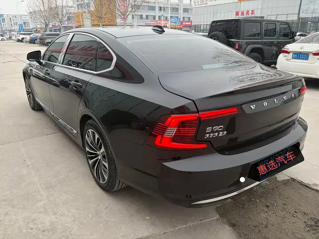 Volvo S90 — фото 7