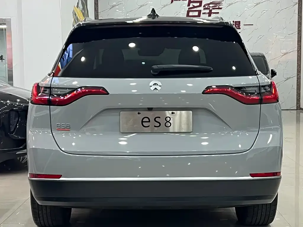 NIO ES8 — фото 2