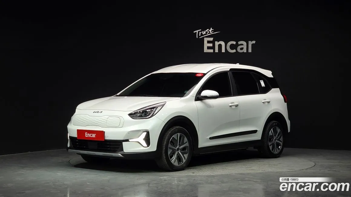 Kia Niro — фото 1