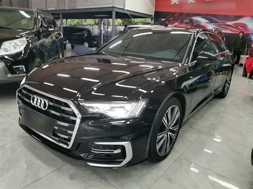 Audi A6L — фото 1