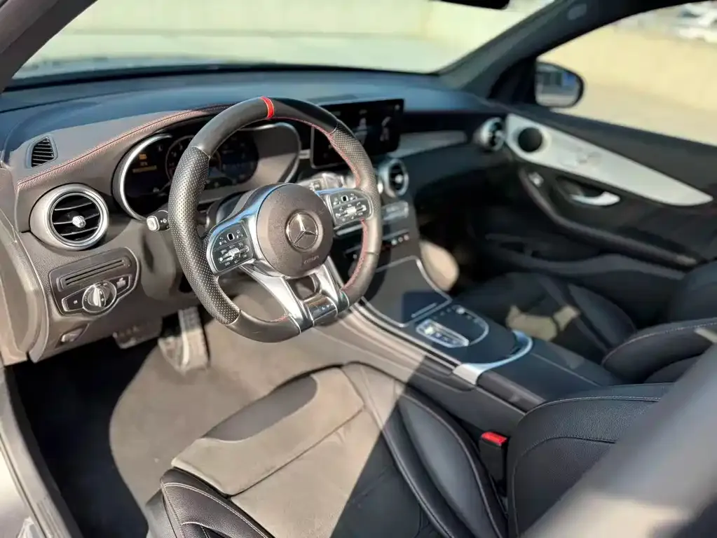 Mercedes-Benz GLC AMG — фото 4