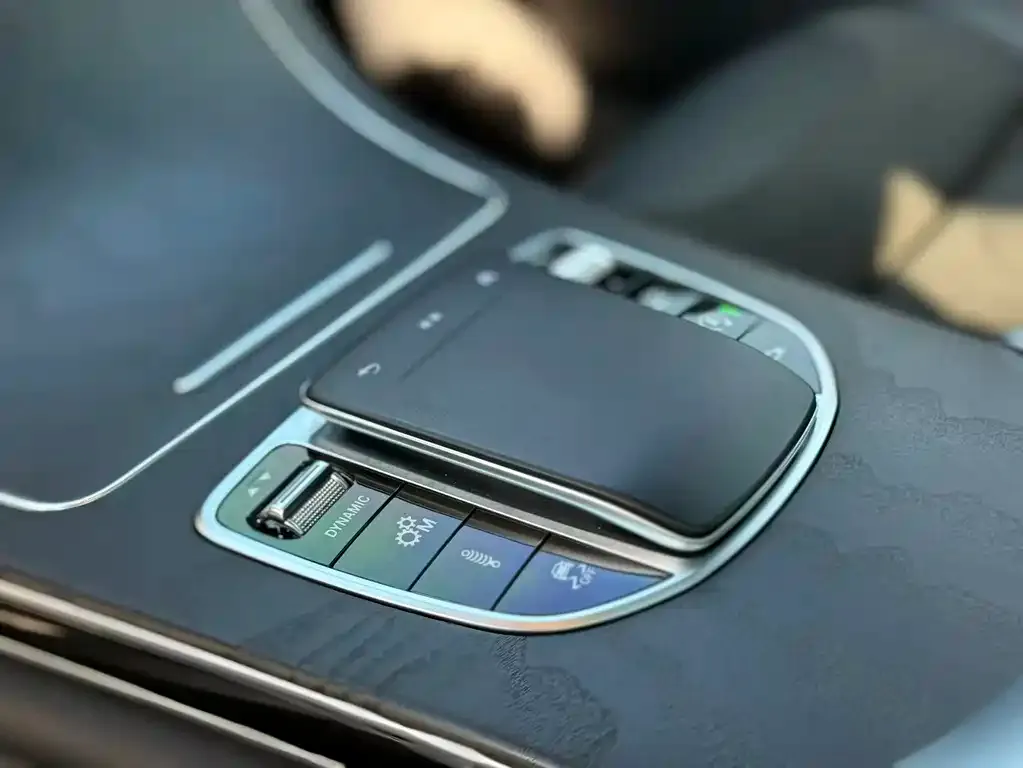Mercedes-Benz GLC AMG — фото 5