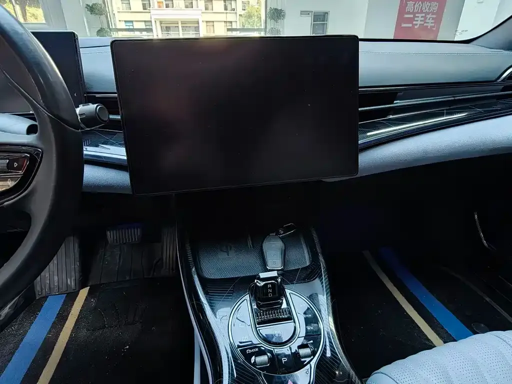 BYD Seal — фото 9
