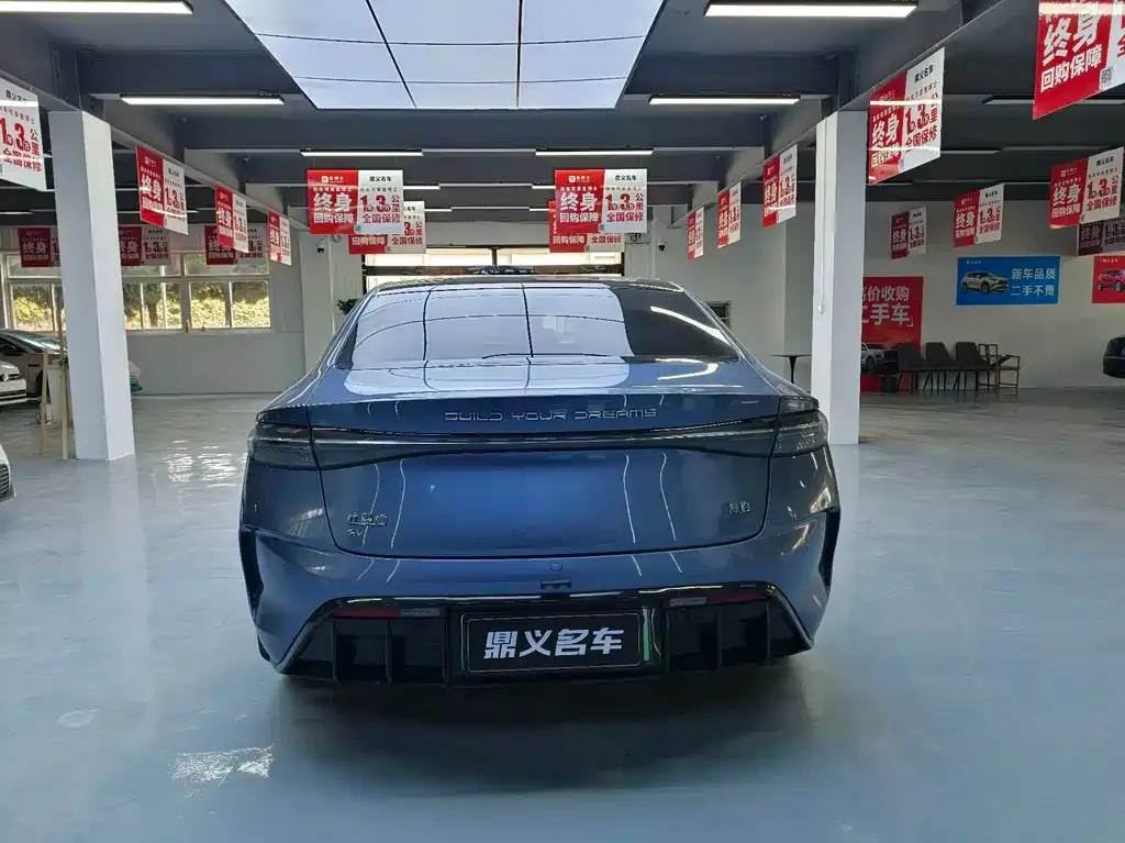 BYD Seal — фото 7