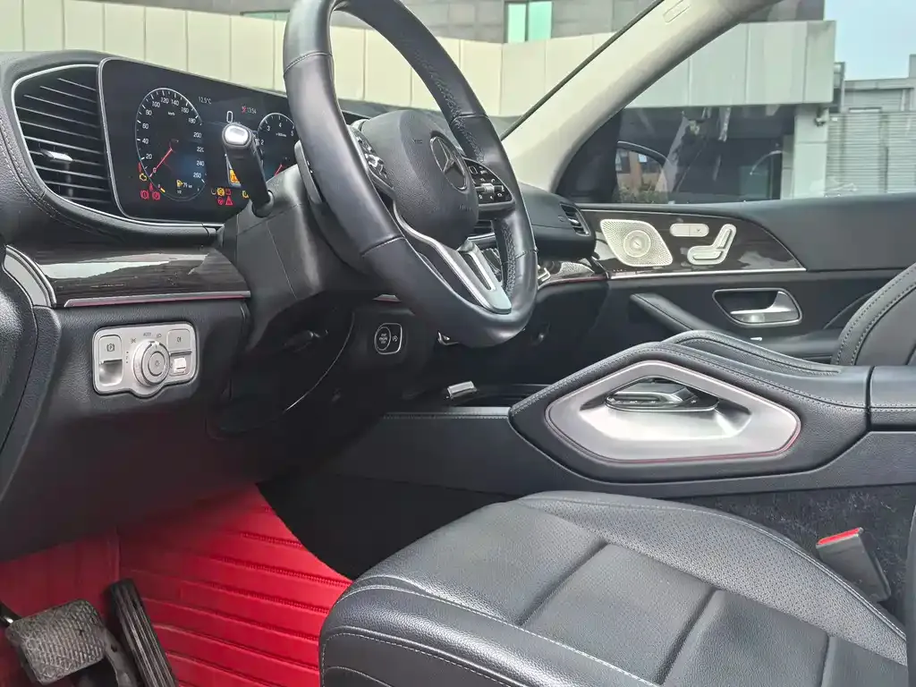 Mercedes-Benz GLE — фото 4