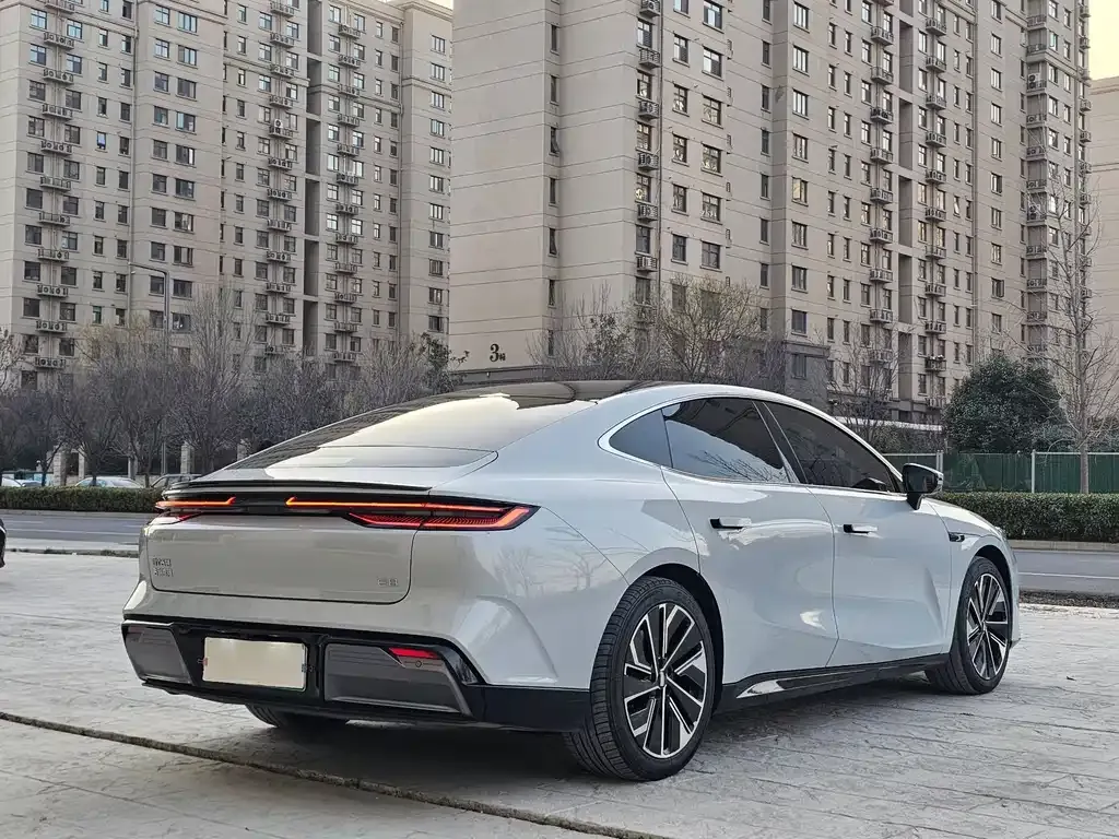 Galaxy E8 — фото 3