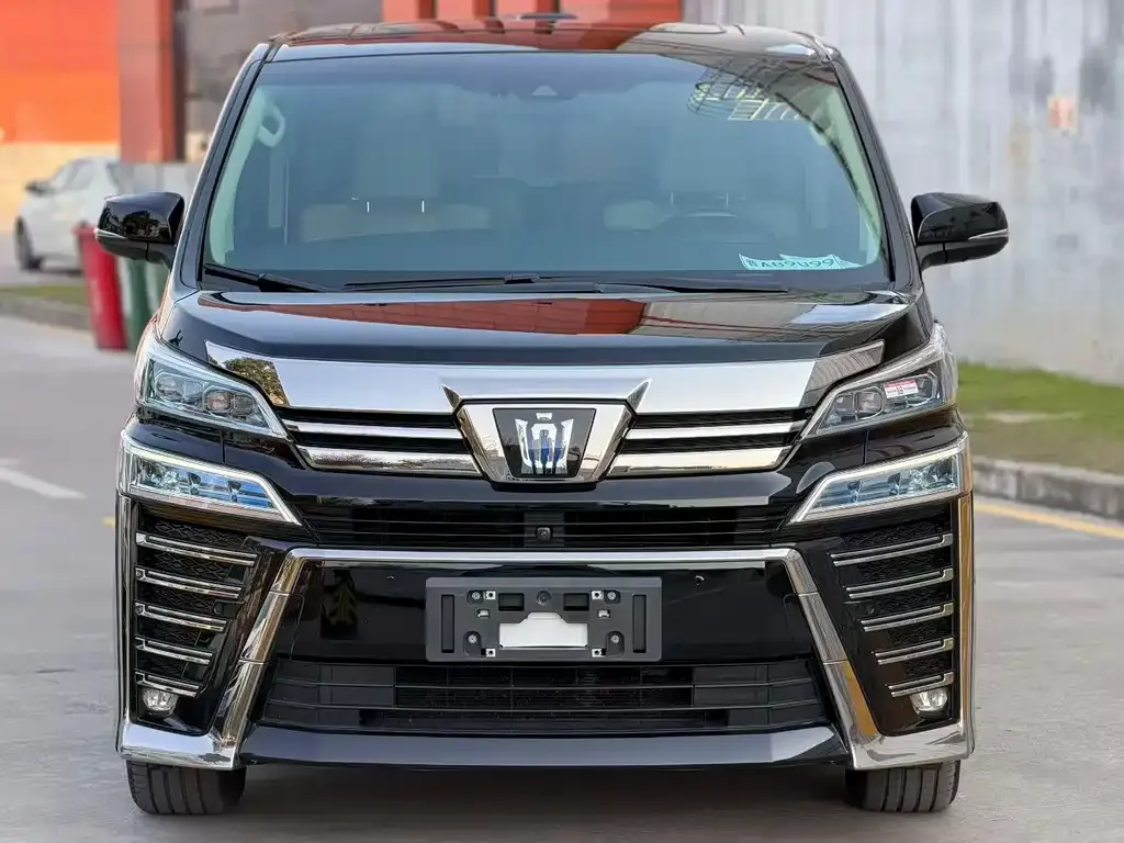 Toyota Vellfire — фото 9
