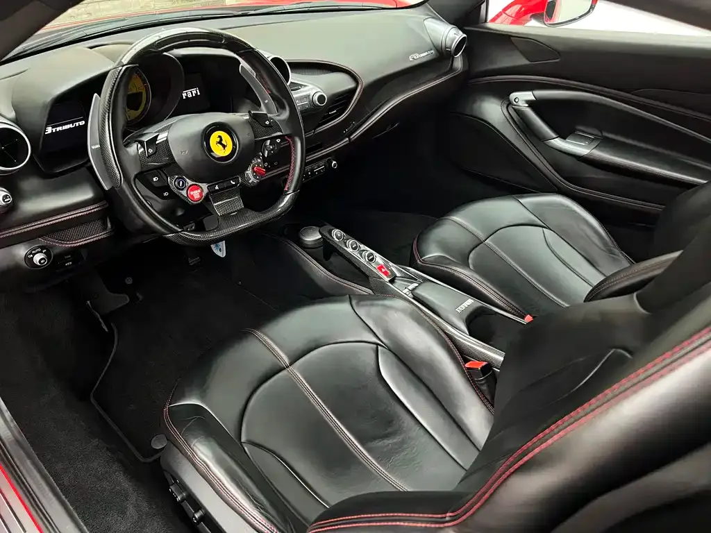 Ferrari F8 — фото 7