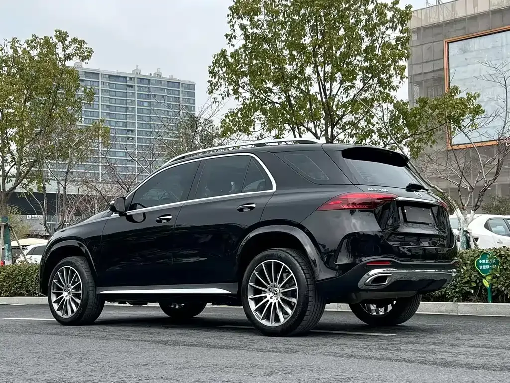 Mercedes-Benz GLE — фото 8