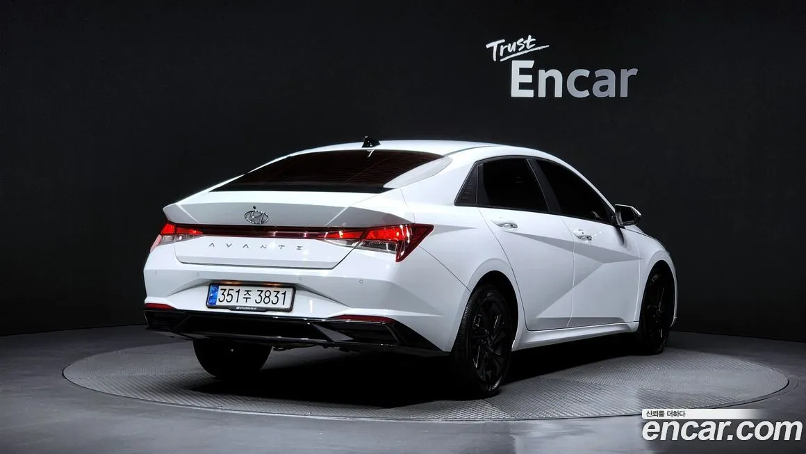 Hyundai AVANTE — фото 4