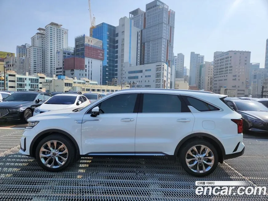 Kia Sorento — фото 9