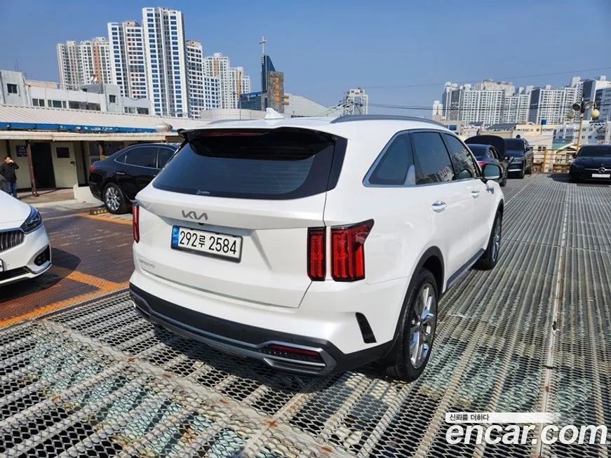 Kia Sorento — фото 5