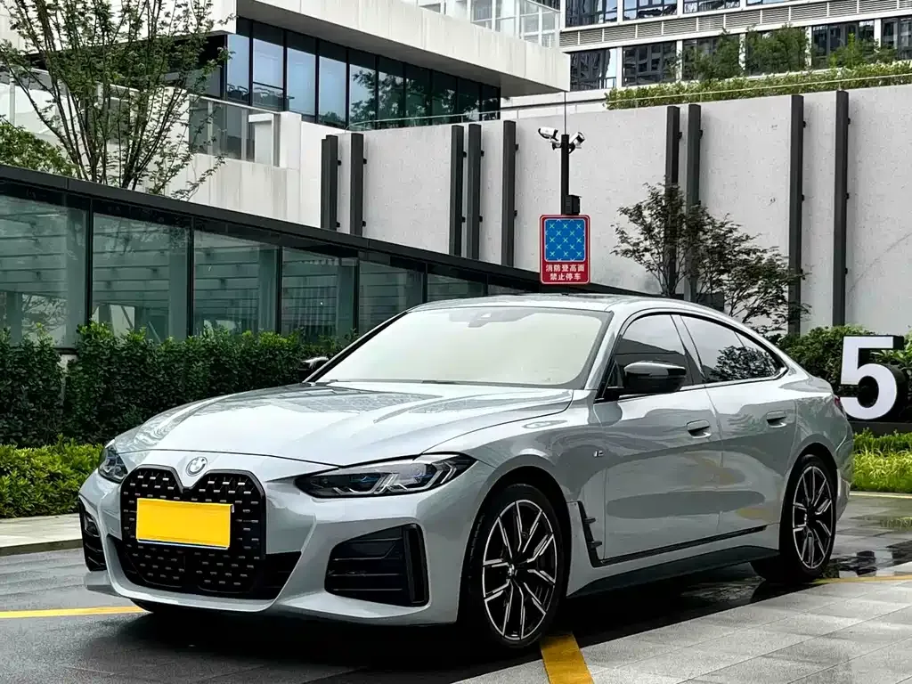 BMW 4 Series — фото 1