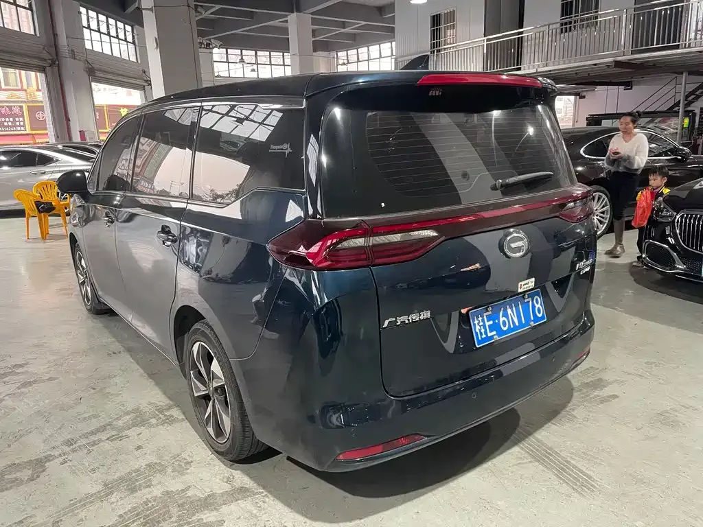 GAC Motor Trumpchi M6 — фото 6