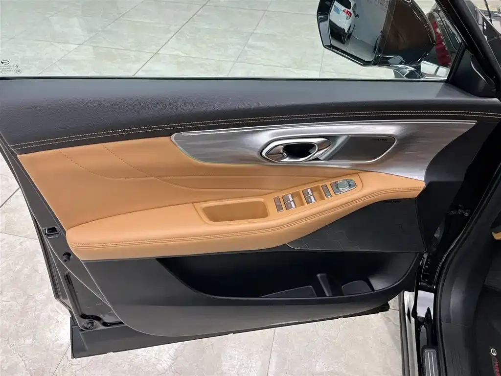 GAC Motor Trumpchi GS8 — фото 6